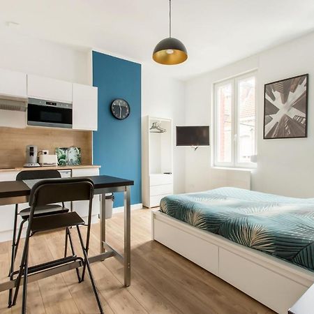 Residence Pasteur Valenciennes Bagian luar foto